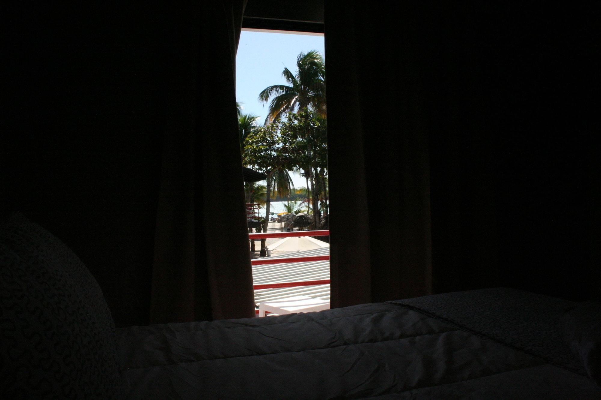 Hotel Zapata Бока-Чика Екстер'єр фото